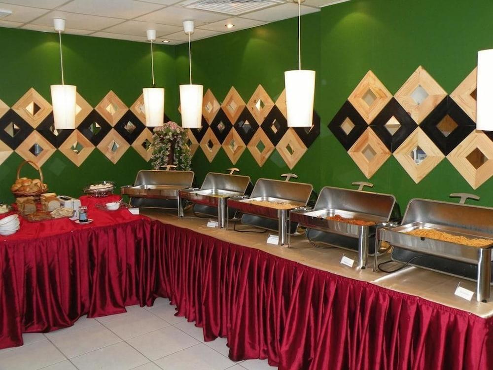 Oyo 123 Royal Mark Hotel Apartment Dubai Bagian luar foto