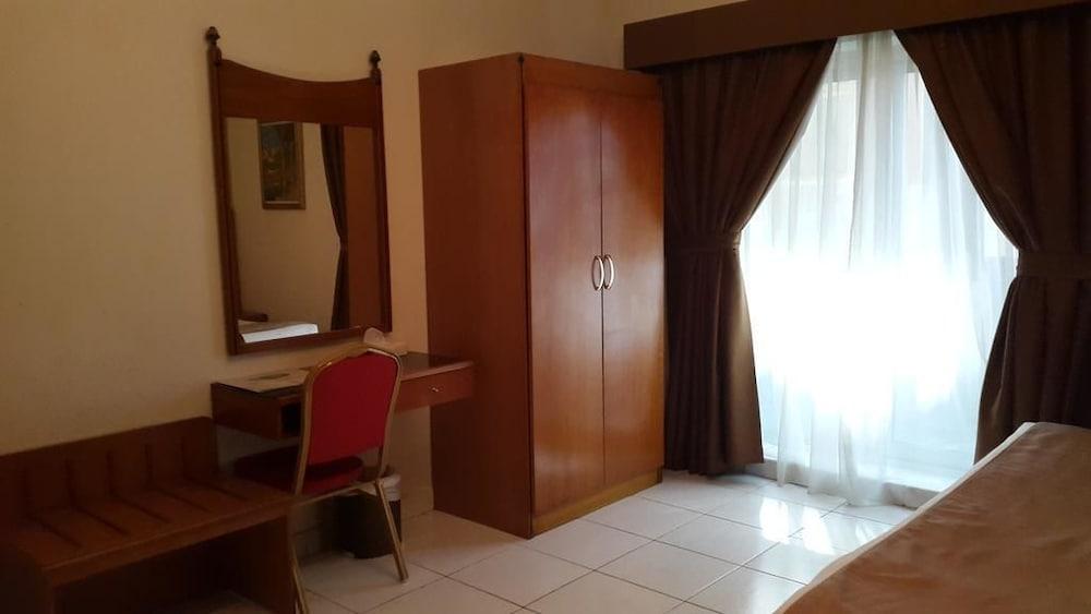 Oyo 123 Royal Mark Hotel Apartment Dubai Bagian luar foto
